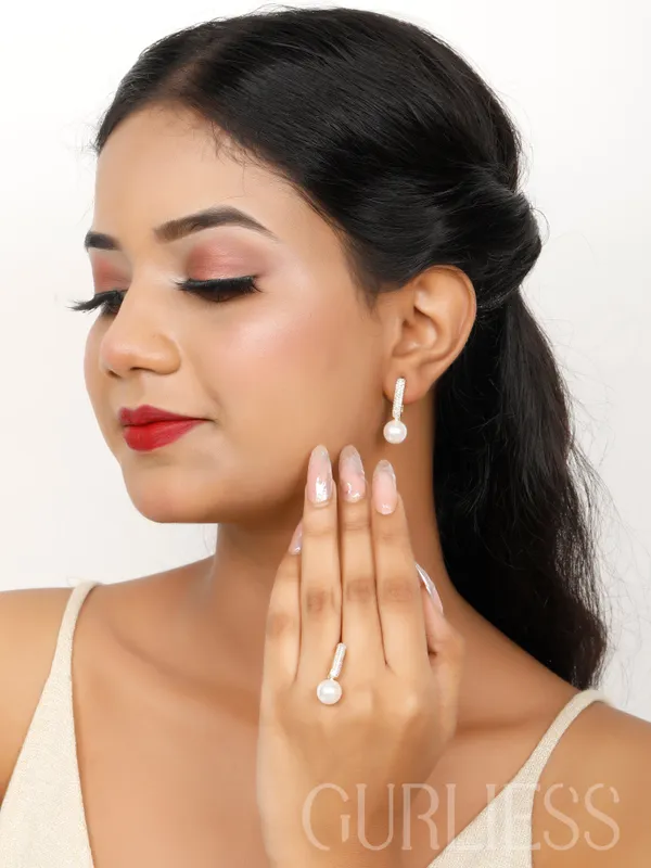 Demifine_Jewellery_Gold_&_Silver_Alloy_&_Stainless_Steel_Premium_&_Elegant_Earrings_For_Women_&_Girls_(Set_Of_2)