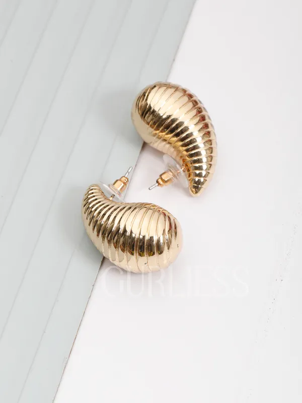 Demifine_Jewellery_Silver_&_Gold_Alloy_&_Stainless_Steel_Premium_&_Elegant_Earrings_For_Women_&_Girls_(Set_Of_2)
