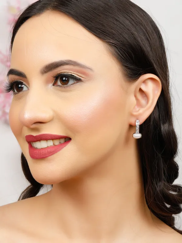 Demifine_Jewellery_Silver_Alloy_&_Stainless_Steel_Premium_&_Elegant_Earrings_For_Women_&_Girls_(Set_Of_2)