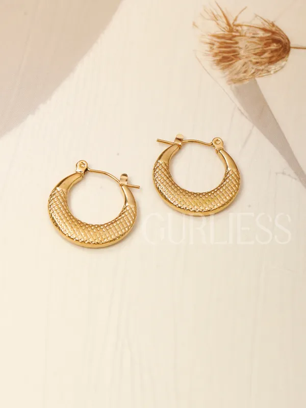Demifine_Jewellery_Gold_&_Silver_Alloy_&_Stainless_Steel_Premium_&_Elegant_Earrings_For_Women_&_Girls_(Set_Of_2)