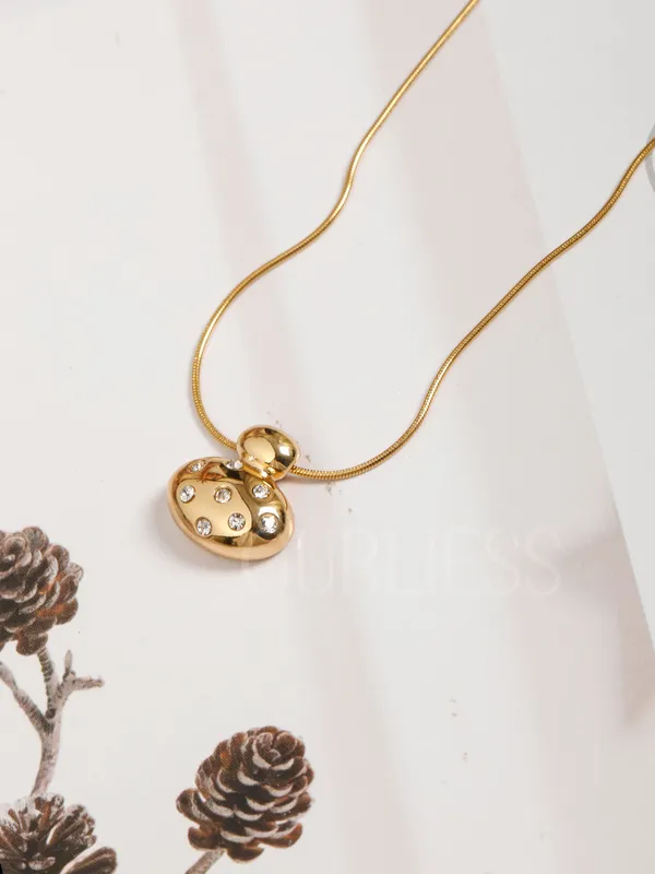 Demifine_Jewellery_Gold_Alloy_Premium_&_Elegant_Pendant_&_Rings_For_Women_&_Girls_(Set_Of_2)