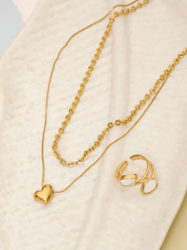 Demifine_Jewellery_Gold_Alloy_Premium_&_Elegant_Pendant_&_Rings_For_Women_&_Girls_(Set_Of_2)