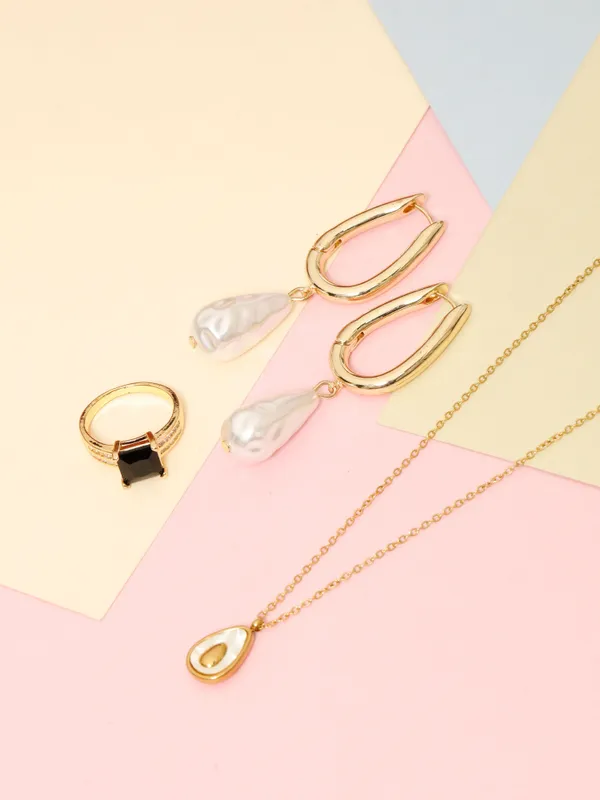 Demifine_Jewellery_Gold_Alloy_Premium_&_Elegant_Pendant_,_Earrings_&_Rings_For_Women_&_Girls_(Set_Of_4)