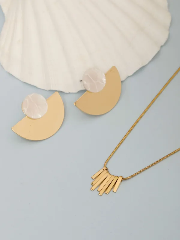 Demifine_Jewellery_Gold_Alloy_Premium_&_Elegant_Pendant_&_Earrings_For_Women_&_Girls_(Set_Of_3)