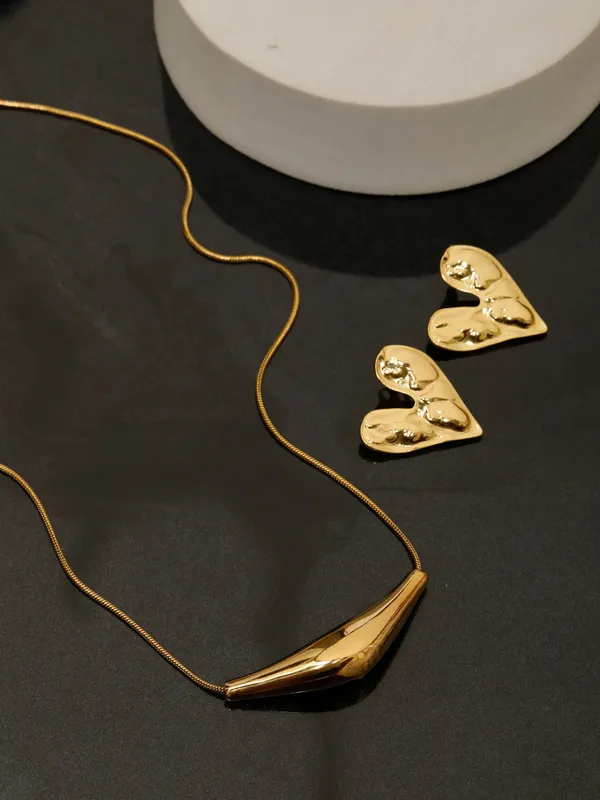 Demifine_Jewellery_Gold_Alloy_Premium_&_Elegant_Pendant_&_Earrings_For_Women_&_Girls_(Set_Of_3)