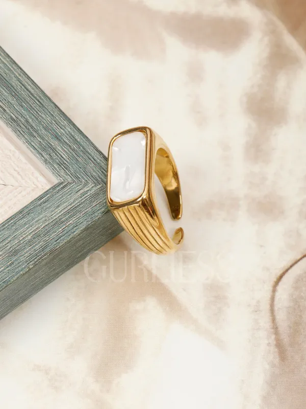 Demifine_Jewellery_Gold_Alloy_Premium_&_Elegant_Rings_For_Women_&_Girls_(Set_Of_3)
