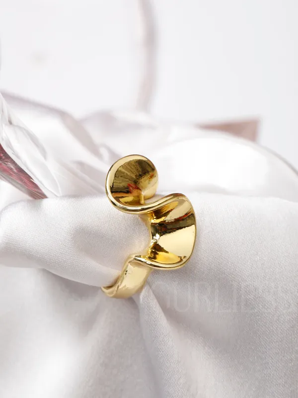 Demifine_Jewellery_Gold_Alloy_Premium_&_Elegant_Rings_For_Women_&_Girls_(Set_Of_3)