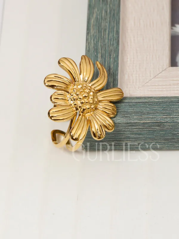 Demifine_Jewellery_Gold_&_Silver_Alloy_Premium_&_Elegant_Rings_For_Women_&_Girls_(Set_Of_4)