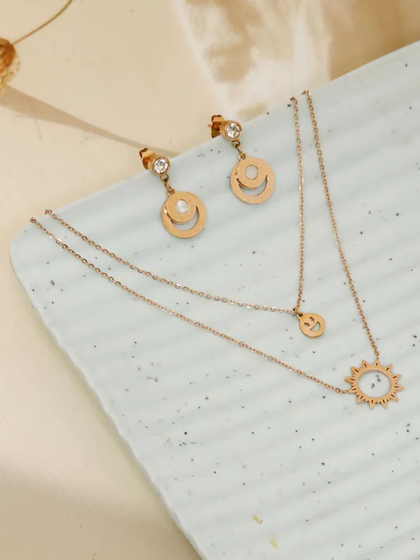 Demifine_Jewellery_Rose_Gold_&_Gold_Alloy_Premium_&_Elegant_Pendant_&_Earrings_For_Women_&_Girls_(Set_Of_3)