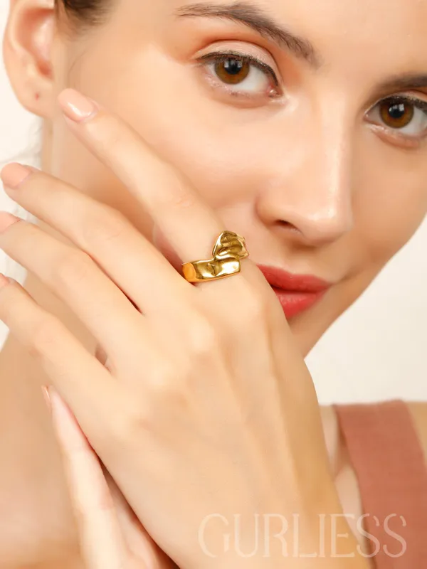 Demifine_Jewellery_Gold_&_Rose_Gold_Alloy_Premium_&_Elegant_Pendant_&_Rings_For_Women_&_Girls_(Set_Of_2)