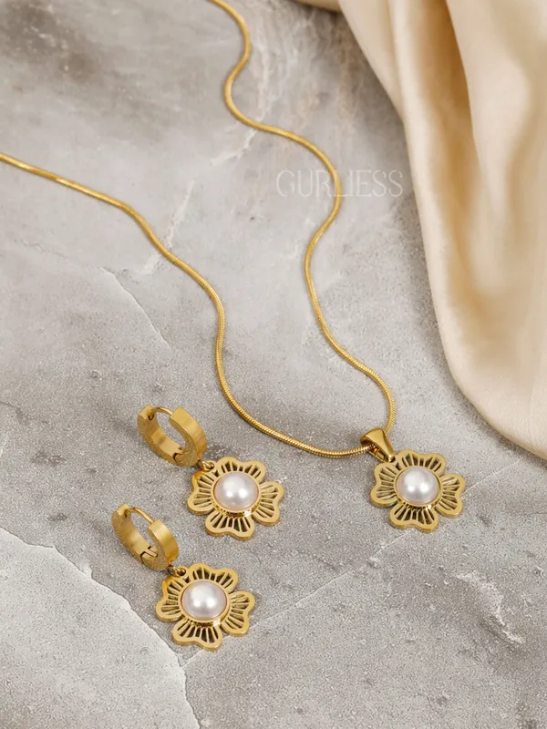Demifine_Jewellery_Gold_Stainless_Steel_Premium_&_Elegant_Pendant_&_Earrings_For_Women_&_Girls_(Set_Of_3)