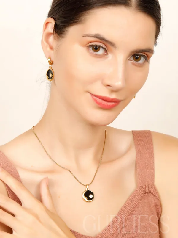 Demifine_Jewellery_Silver_&_Gold_&_Black_Stainless_Steel_Premium_&_Elegant_Pendant_&_Earrings_For_Women_&_Girls_(Set_Of_3)