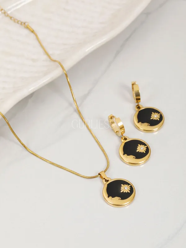 Demifine_Jewellery_Silver_&_Gold_&_Black_Stainless_Steel_Premium_&_Elegant_Pendant_&_Earrings_For_Women_&_Girls_(Set_Of_3)