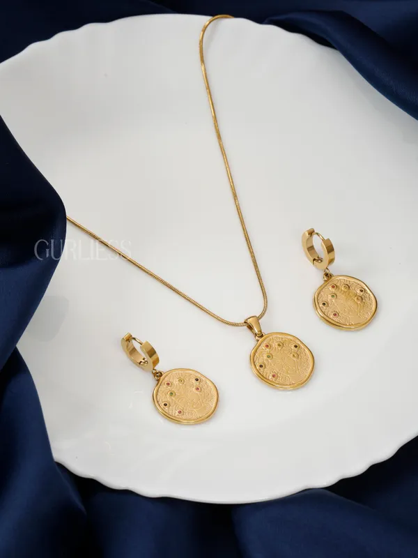Demifine_Jewellery_Gold_&_Silver_Stainless_Steel_Premium_&_Elegant_Pendant_&_Earrings_For_Women_&_Girls_(Set_Of_3)