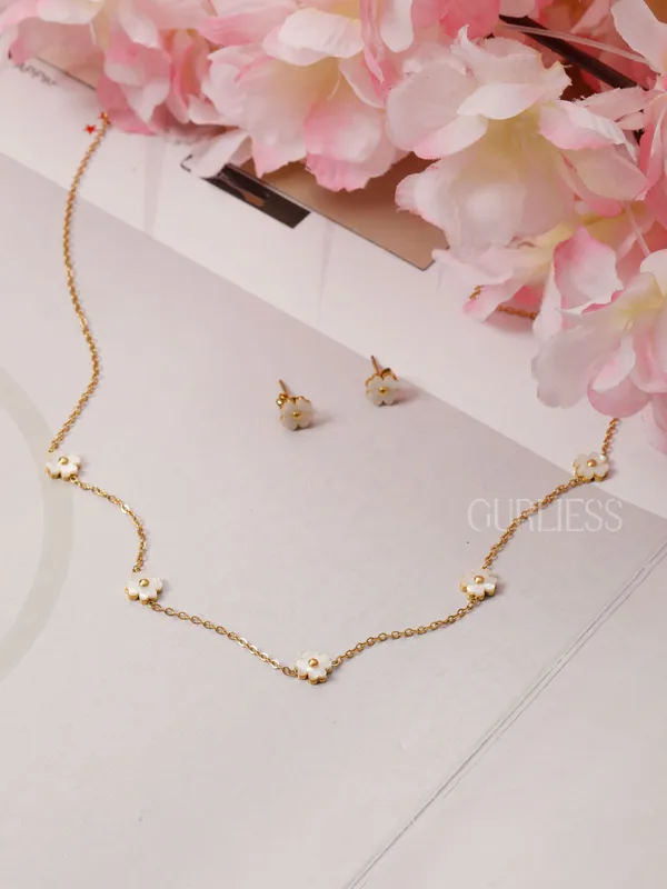 Demifine_Jewellery_Gold_&_Silver_Stainless_Steel_Premium_&_Elegant_Pendant_&_Earrings_For_Women_&_Girls_(Set_Of_3)