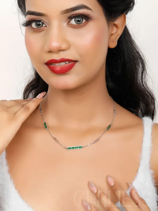 Demifine_Jewellery_Green_&_Silver_Stainless_Steel_Premium_&_Elegant_Pendant_For_Women_&_Girls