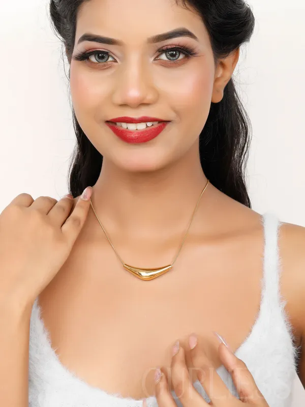 Demifine_Jewellery_Gold_&_Silver_Stainless_Steel_Premium_&_Elegant_Pendant_For_Women_&_Girls