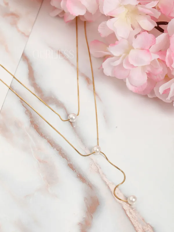 Demifine_Jewellery_Silver_&_Gold_Stainless_Steel_Premium_&_Elegant_Pendant_For_Women_&_Girls