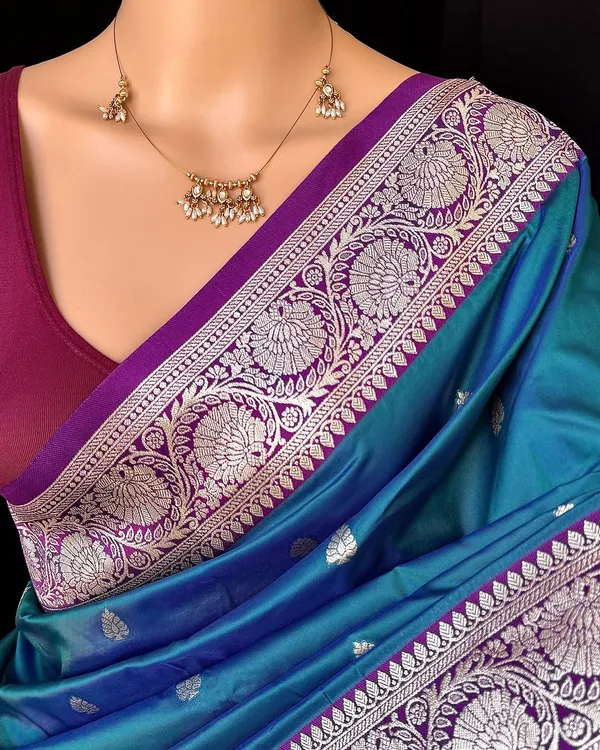 Rama_Silk_Jacquard_Saree_For_Women
