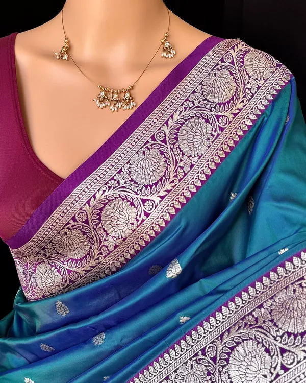 Rama_Silk_Jacquard_Saree_For_Women