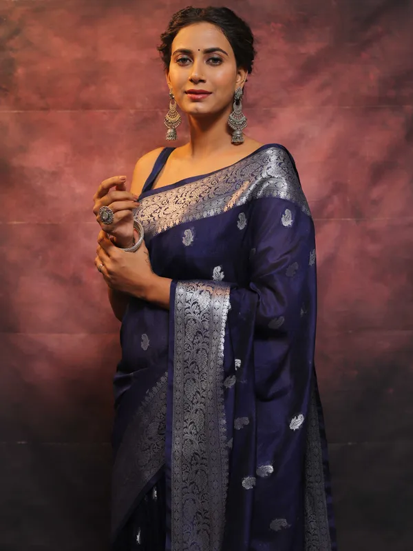Blue_Silk_Jacquard_Saree_For_Women