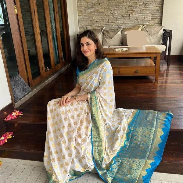 White___Silk_Jacquard_Saree_For_Women