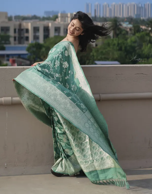 Firozi_Silk_Jacquard_Saree_For_Women