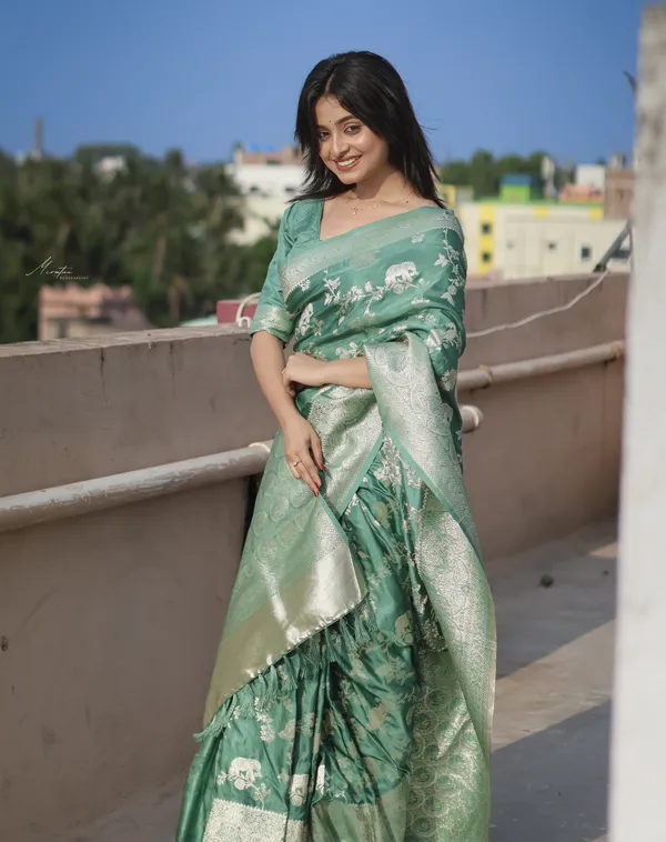 Firozi_Silk_Jacquard_Saree_For_Women