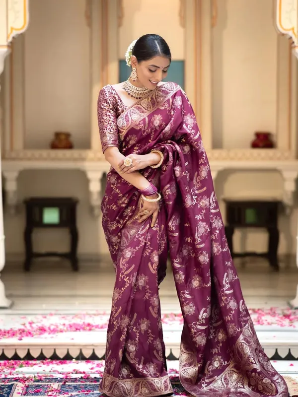 Wine_Silk_Jacquard_Saree_For_Women