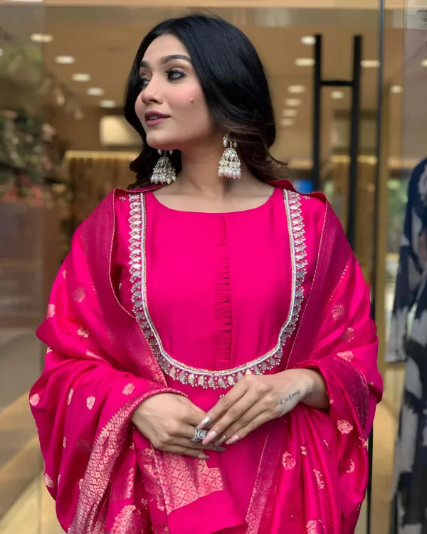 Elegant_Rani_Pink_Mirror_Work_3_Piece_Kurti_with_Pant_&_Banarasi_Dupatta_Set_For_Women