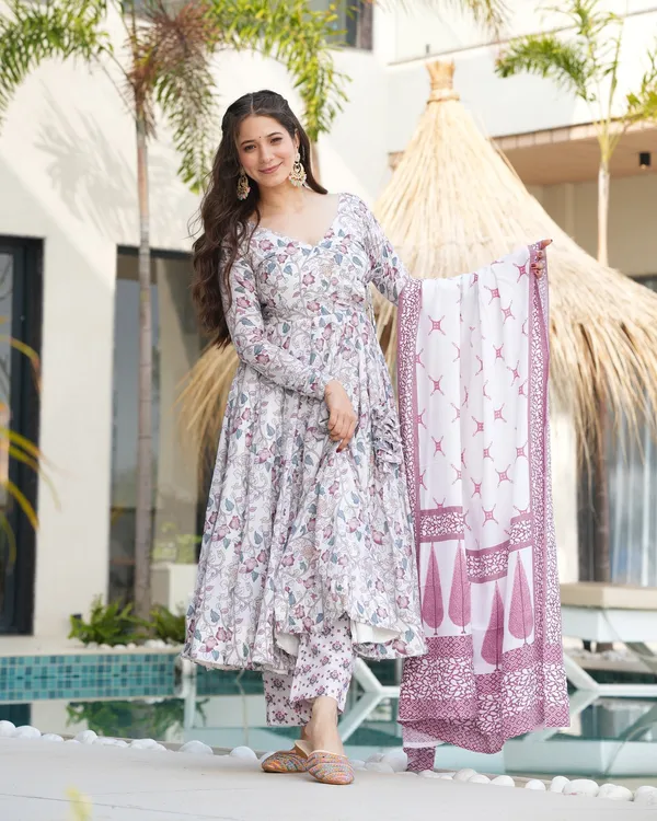 White_&_Lavender_Floral_3_Piece_Kurti_Set_with_Printed_Dupatta_For_Women