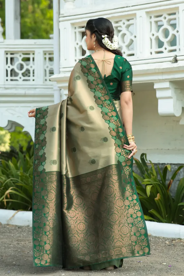Green___Silk_Jacquard_Saree_For_Women