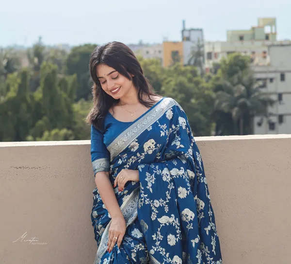 Morpich_Silk_Jacquard_Saree_For_Women