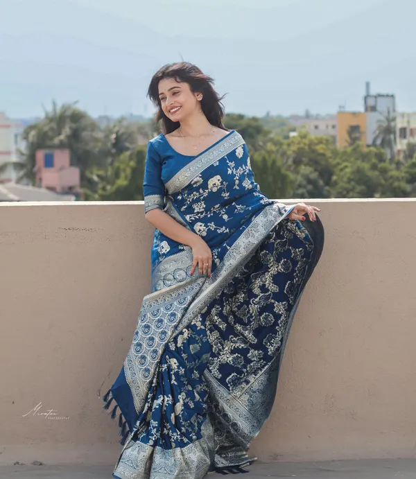 Morpich_Silk_Jacquard_Saree_For_Women