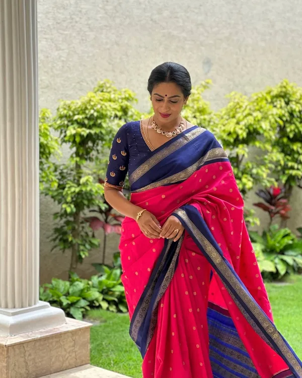 Pink_Silk_Jacquard_Saree_For_Women