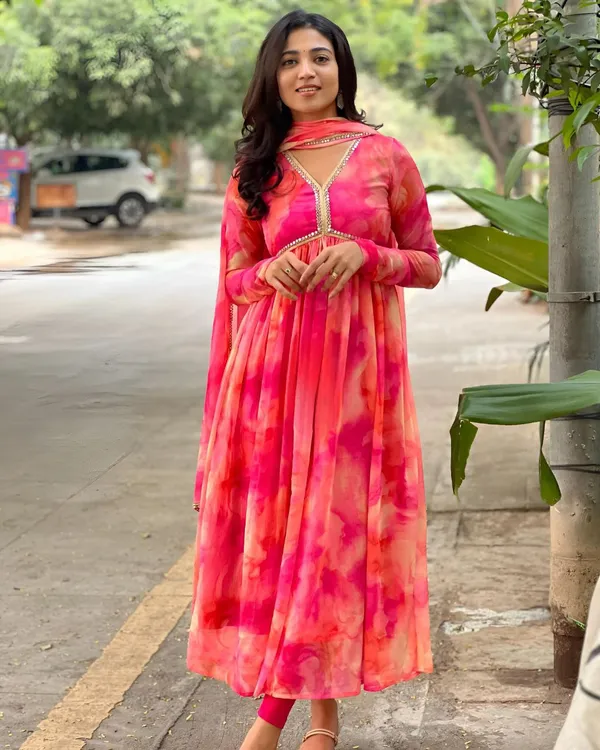 Pink_&_Peach_Tie-Dye_Anarkali_3_Piece_Kurti_Set_with_Dupatta_For_Women