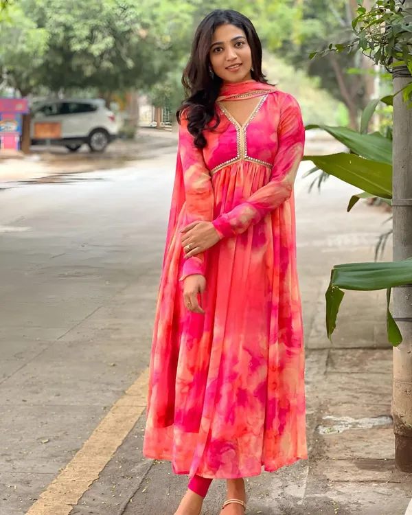 Pink_&_Peach_Tie-Dye_Anarkali_3_Piece_Kurti_Set_with_Dupatta_For_Women