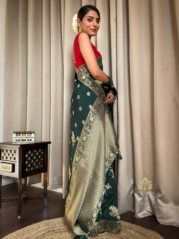 Green_Silk_Jacquard_Saree_For_Women