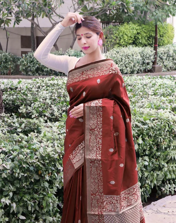 Maroon_Silk_Jacquard_Saree_For_Women