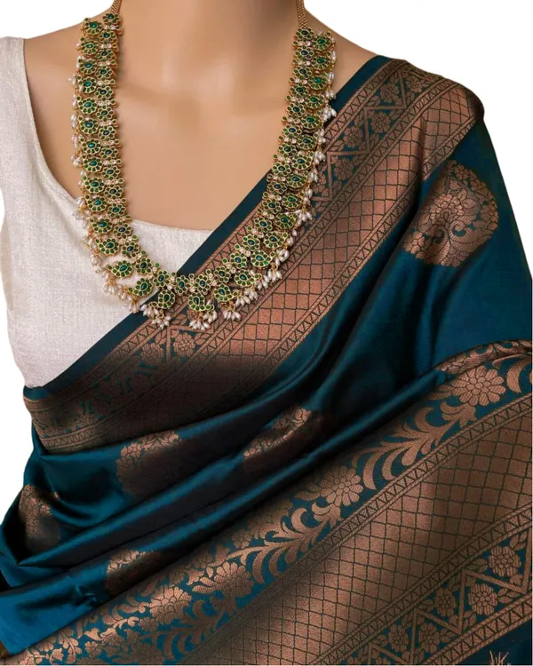 Morpich_Silk_Jacquard_Saree_For_Women