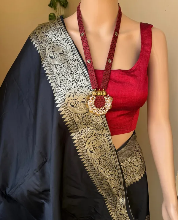 Black___Silk_Jacquard_Saree_For_Women