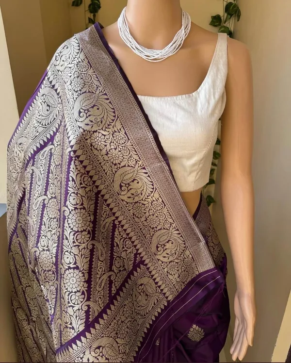 Black___Silk_Jacquard_Saree_For_Women
