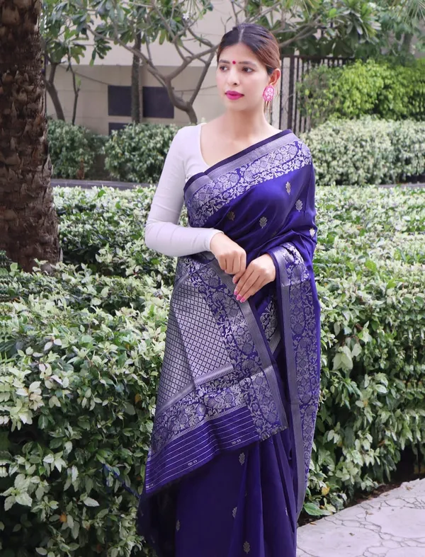 Violet_Silk_Jacquard_Saree_For_Women