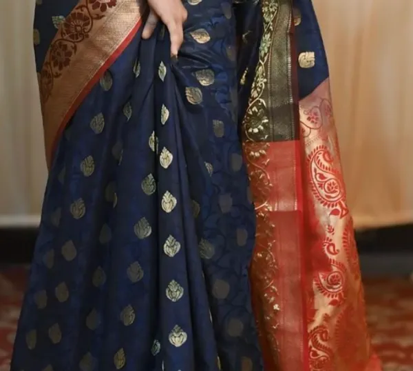Black_Silk_Jacquard_Saree_For_Women