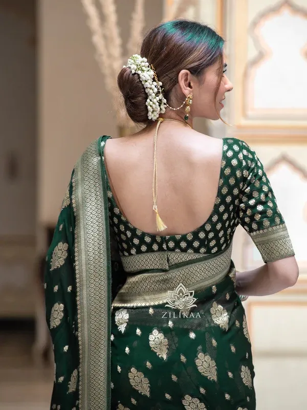 Green_Silk_Jacquard_Saree_For_Women