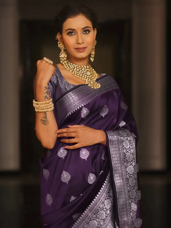 Wine_Silk_Jacquard_Saree_For_Women
