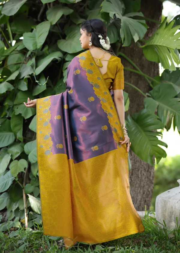 Yellow_Silk_Jacquard_Saree_For_Women