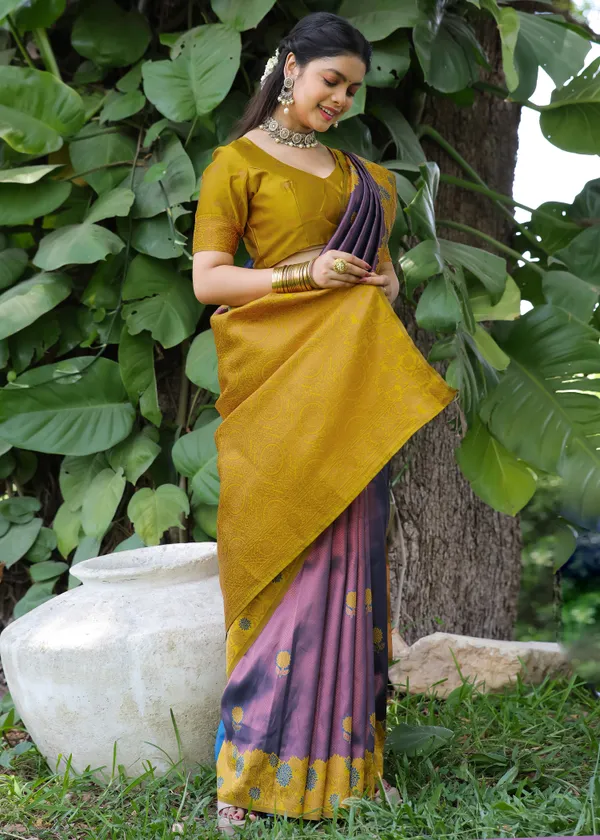 Yellow_Silk_Jacquard_Saree_For_Women