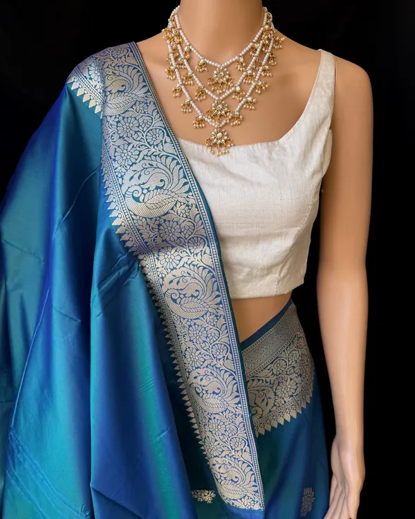 Morpich_Silk_Jacquard_Saree_For_Women