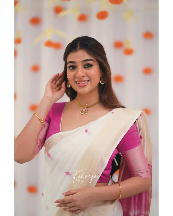 White_Silk_Jacquard_Saree_For_Women